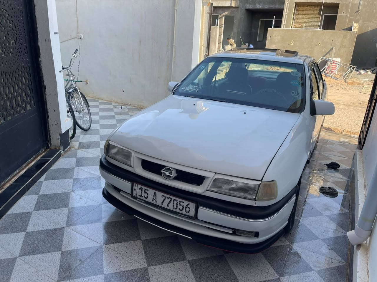 سلام عليكم
للبيع أوبل فكتره موديل 93 
محرك 18 كير عادي 
بيها صبغ نص البنيد والهلالات 
تخم تاير جديد 
كهربائيات كلها شغاله 
رقم انبار جديد سنويه 2031 
داخلها مدوشم بل كامل 
جام وتنته كهرباء 
سعرها 33 وبيها مجال 
للاستفسار ***********
