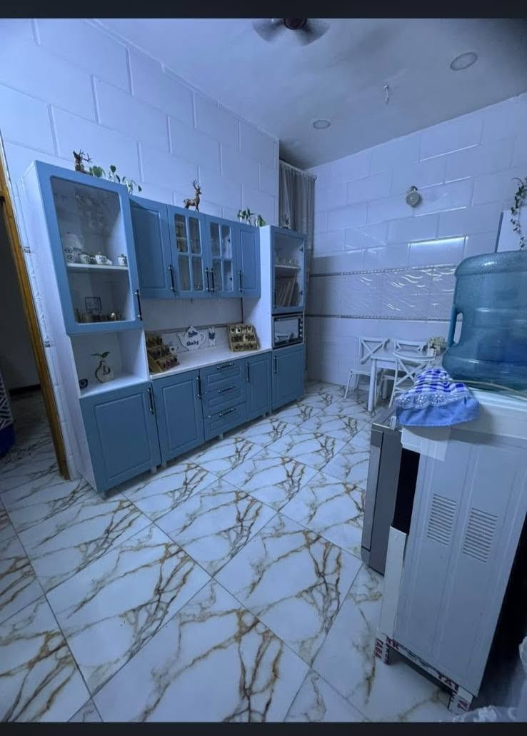 بيت في بغداد
الاستكشافات، ١٨٠ متر، شارع الملعب، بناء حديث، غرفتين وصالة ومطبخ حار وبارد واستقبال.
السقف صب مسلح.
مياه ومجاري وكهرباء وطنية، وسحب مولدة أمبيرية.
للاستفسار، هذا الرقم واتساب أو رصيد: ***********.
