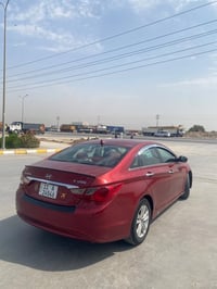 سوناتا مضلع • ٢٠١١ • مكينة ٢٤٠٠
