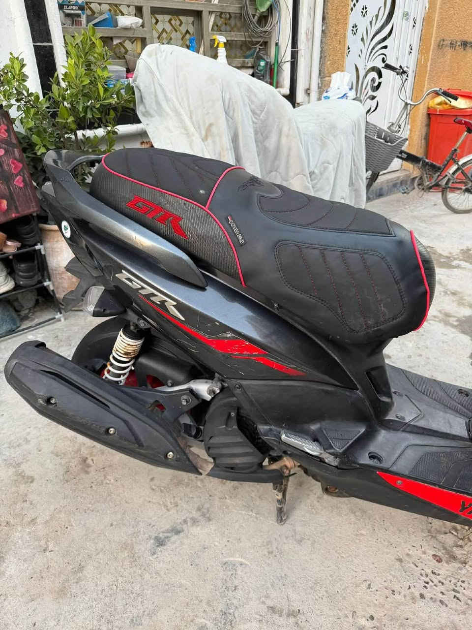 سلام عليكم دراجه GTR موديل حديث دراجه كامل مابيه نقص سعرها مناسب  مكان بغداد الشراي يخابرني ***********
