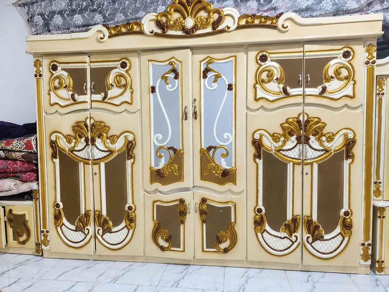 غرفه • للبيع • غرفه اخشاب