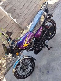 دراجه للبيع مستعجل على بيعته السعر 600 قفل المو شراي لا يكسره  اتصل 07...