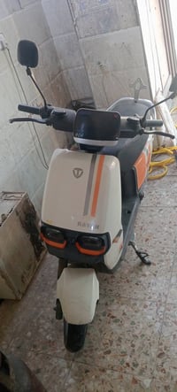 دراجة شحن باتريات يحتاجلهة عطلن رايدهة250 07781085313 دراجه بس بطاريات...