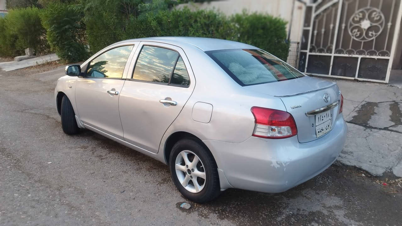 سلام عليكم 
 يارس 2009  للبيع ... بيها قطعتين صبغ وبارد  گير اوتماتيك .. سنوية مامنتهي. شرط تحويل  تبريد  شغال 

*********** كركوك, العراق
