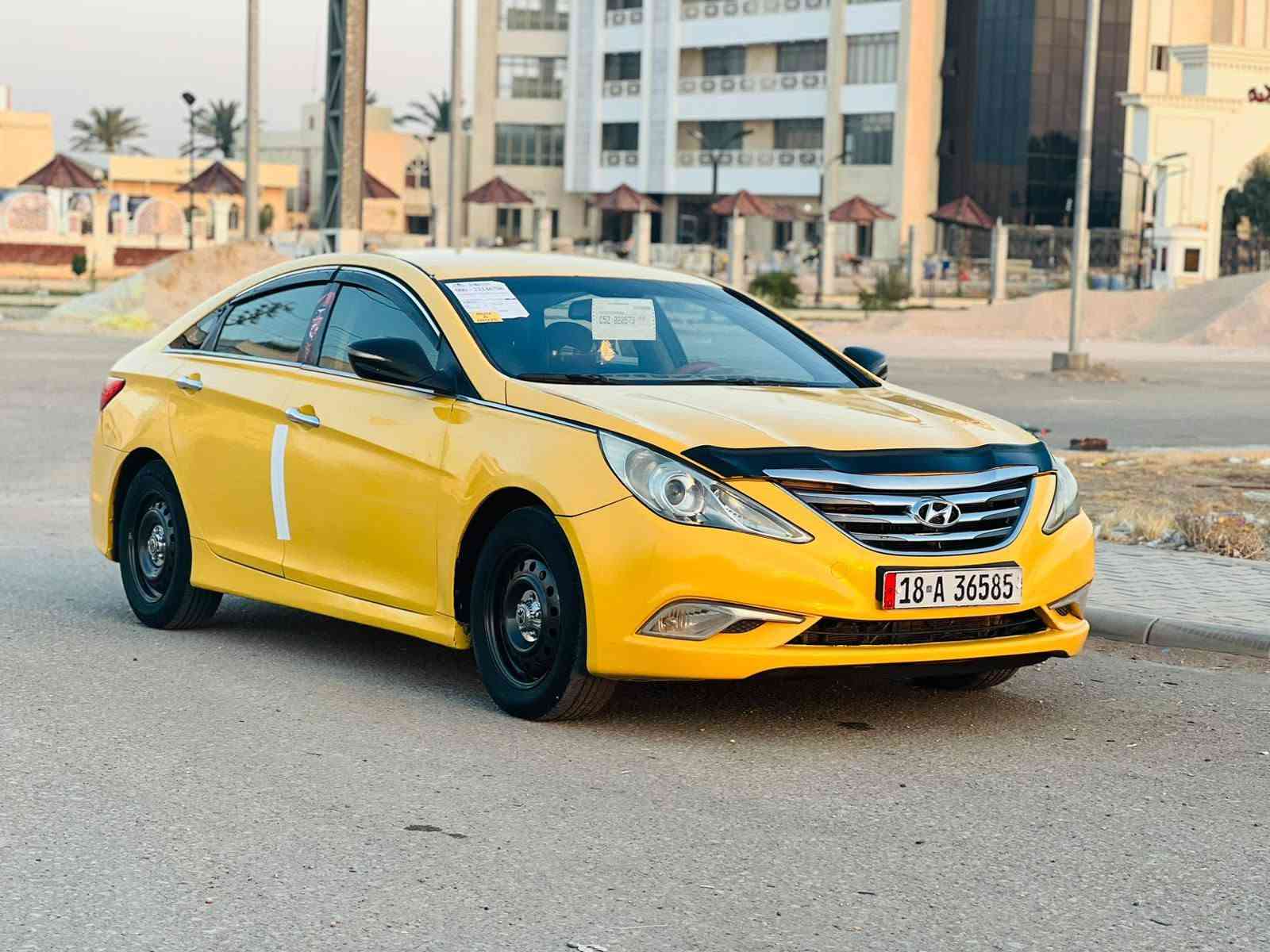 السلام عليكم للبيع سوناتا موديل 2014امريكي حادثهة قطعتين بدون داخل رقم بابل انكليزي سنويه 31دوشمه عامه تخم تاير مكينه حاويه ستوني شادهة كير تبريد 🥶 سياره مابيهة اي نقص جاهزه للئخير مكاني بل حله رايدهة 99شراي يتصل ***********
