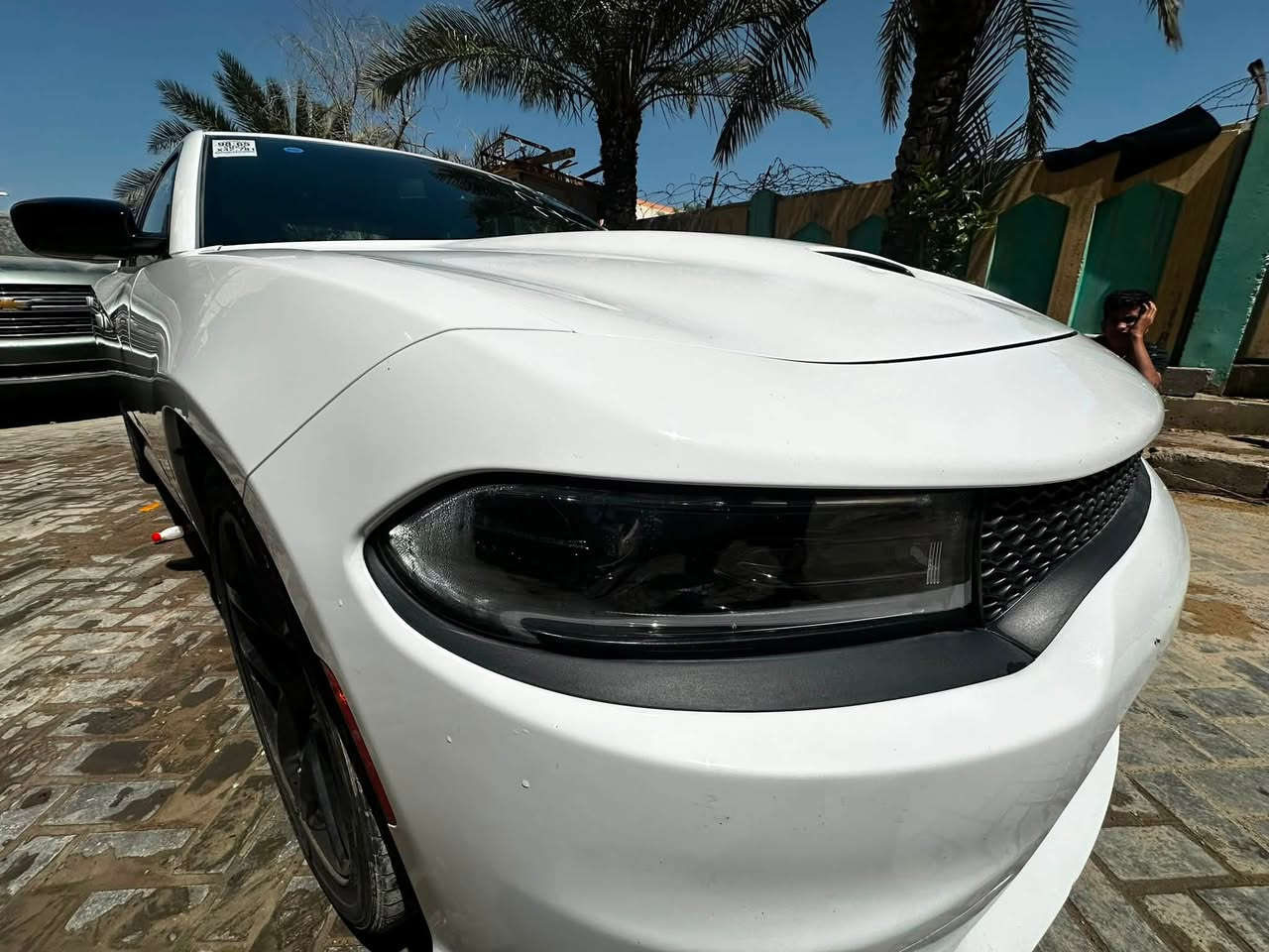 سلام عليكم 

جارجر GT 2023 

لون ابيض 

مواصفات ال GT معروفه 

السياره تقرير غرق شغاله من امريكه مكان السياره بغداد 

للستفسار… ***********
