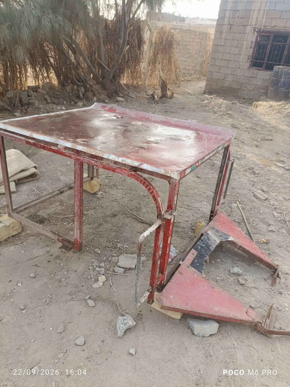 سلام عليكم مال عنتر 71جديده قطرت خياس ما بيه  الشراي يتواصل عله هاذه الرقم وبي خير ويدلل ***********مكاني ديوانيه ,غماس

نص مكتوب في الصور:
- 22/09/2026 16:05 POCO M6 PRO
- 22/09/2026 16:05
- POCO M6 PRO
- 22/09/2026 16:04 POCO M6 PRO