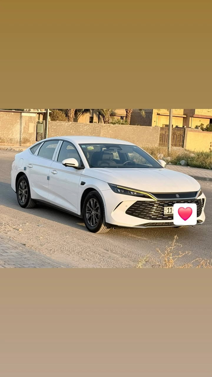 للبيع بي واي دي qin L مكفوله كفاله عامه
رقم بغداد 
مواصفاتعا خزان ٦٥ لتر يمشي مع الشحن ٢١٠٠ كيلو 
بطاريه ٨٠ 
١٣ كامرا 
اوتو بارك 
تحديد مسار 
قياده ذاته 
مثبت  سرعه 
شاشه كبيره 
داخل جلد 
بصمتين ابواب 
السياره ماشيه ١٢ الف 

مكانها بغداد للبيع التواصل على الخاص او على الرقم 
*********** متوفر واتساب 

السعر ٢٥ ونص
