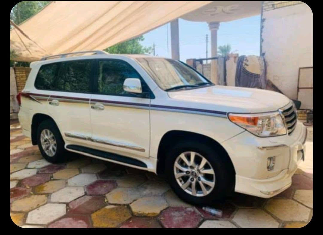 لاندكروز  15 بريم فول مواصفات  V6 باسمنه مداور ثاني يوم  ***********
