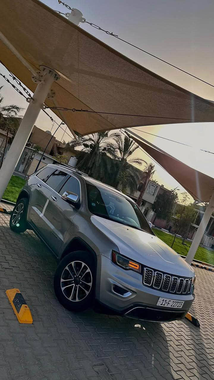 جيب شاروكي موديل 2019 وارد امريكي بيه جاملغ وبنيد تبديل وبيه جاملغ وباب صبغ مكينه سته سلندر رقم بغداد بيع او مراوس سعر 172 مجال قليل ***********
