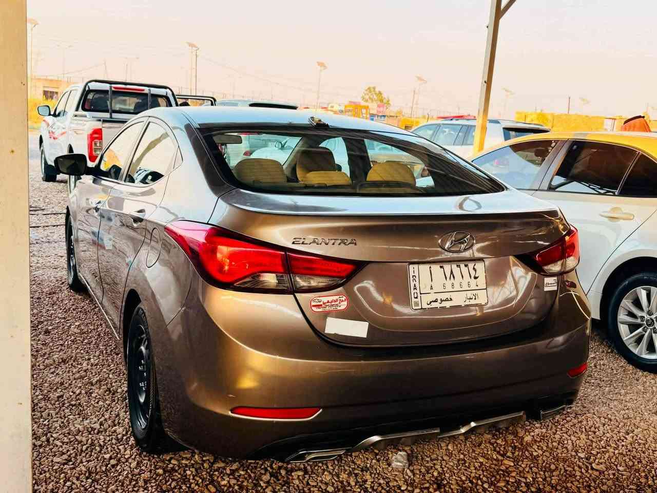هونداي النترا
موديل ٢٠١٦ 
رقم انبار 
عداد المسافه ١٧٥ الف 
السياره بيه تعديل بارد فقط بدوران الجاملغ الخلفي والباقي مكفول 
 
العنوان الرمادي الجزيره
للاستفسار الاتصال على الرقم التالي
***********
