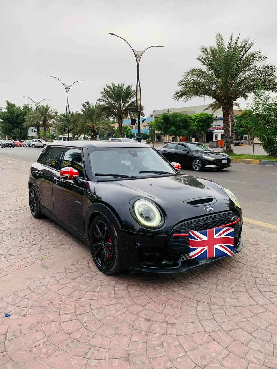 سلام عليكم
لبيع او مراوس 

مني كوبر 

موديل 2023 وارد امريكي 

حادثة بل كصه مال قمارة وبنيد شطح 

فول مواصفات 

محرك 2000 تيربو 

سيارة ماشيه 68 الف كيلو متر 

محرك كير اكسل حدادة صدر تبريد كله مكفول رقم بغداد 

سيارة جديد جدا 

الأتصال هذه رقمي واتساب 
***********
