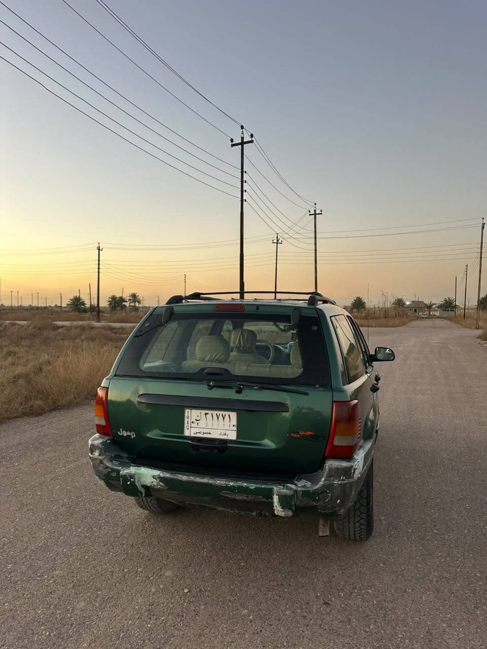 السلام عليكم
السعر 50 $وبي مجال 
 جيب كراند شيروكي بلادي 
موديل 2000
الموصفات 
محرك وكير مكفول 
داخلها خير من الله 
تخم تاير جديد
حادثه بسيط الدعاميه الاماميه وكمبريسر تبريد عاطل فقط 
الاستفسار اكثر اتصل على الرقم 

***********
