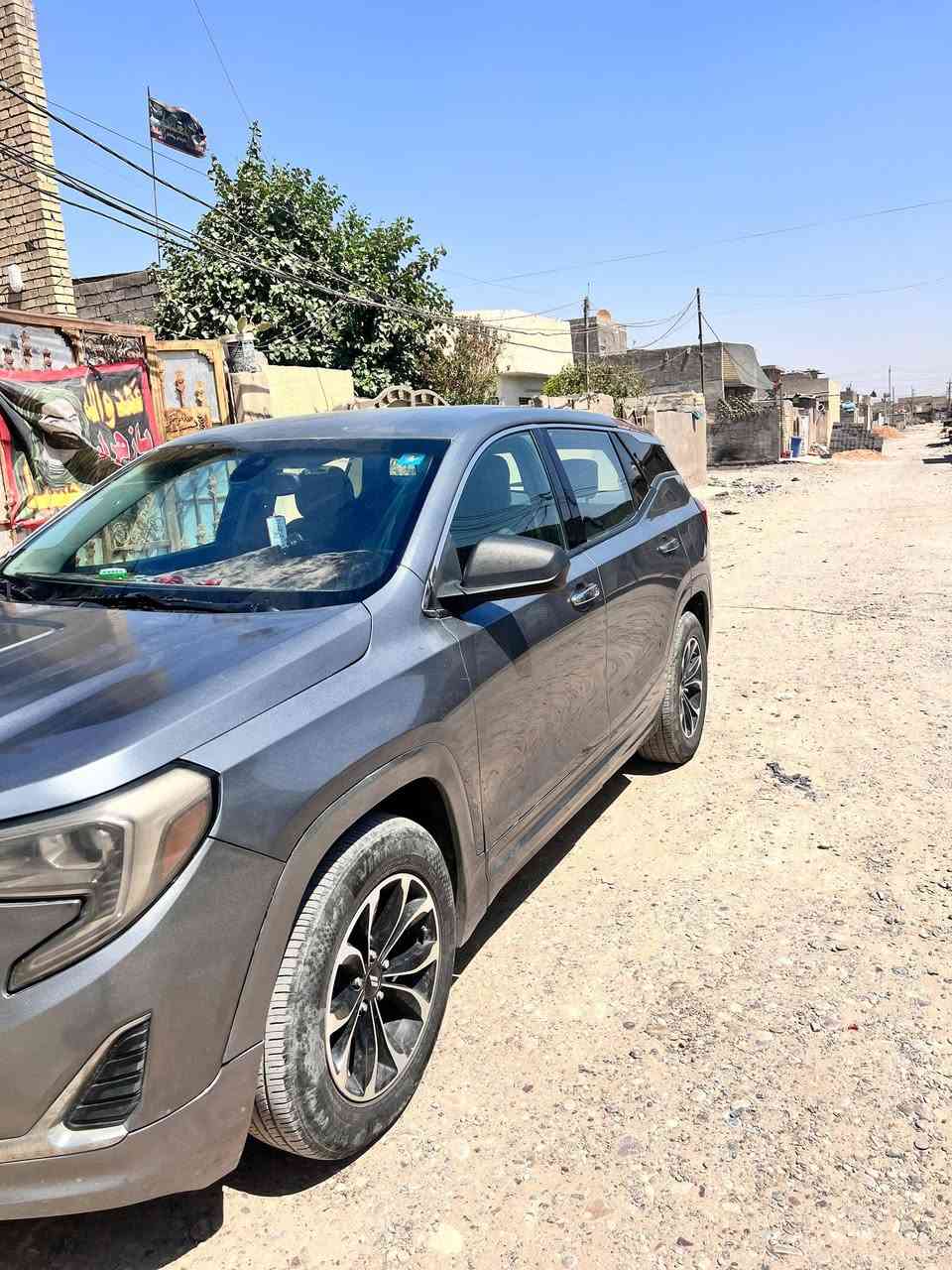 جمسي تيران 2020 مواصفات sle محرك 1500 تيربو كير 9 نمر بصمات ابواب 4 وجنطه وتشغيل يعني 6 السياره جاهزه اترايك للسعوديه تبريد فول كير محرك تبريد  وشواصي مكفولات بلاد وضع الشركه السياره وارد امريكي حادثها مكلوبه معمره بالامارات وحاليا السياره جاهزه عوزها تلحيضات خارجيه بالكشر شويه سعرها 98 ورقه للتواصل ***********
