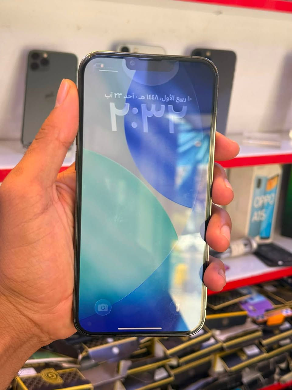 السلام عليكم 🫡 
للبيع iPhone  13 pro max 
ذاكرا 256 
بطاريه 70
مبدل شاشه اصليه من ابل 

نضافه 100% لون اسود السعر  625الف مكاني بغداد مدينه الصدر  قطاع 18 
رقمي***********
