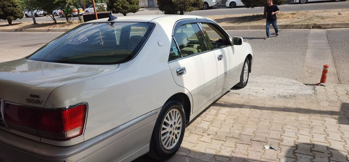 سلاو هاورێیان
مەلیکە موس موس2002 دیفۆری بچوک ناوزەرد داژبل نەجەف یەک دوگمە سەیارەکە لۆک لۆکە گێرو مەکینە تەبریدو هەموو گیانی بە شەرت دەعمو لێدراوی نیە سەیارەکە تەنها دو پارچەی بۆیاخە  چوار تایەو ویلی لۆکی لە سەرە تەقەو رەقەی نیە  هەرچی تۆ ئەتەوێ ئەوەت ئەیەمێ بە شەرت
سعری ٤٧ مەعامەلە 
***********
