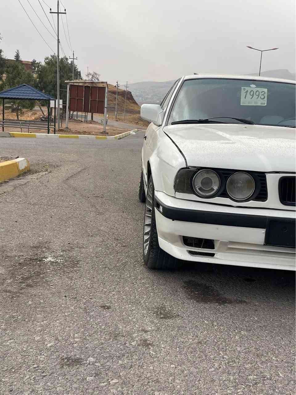 بي ام ٥٢٠i • موديل ١٩٩٣ • رقم سليمانية