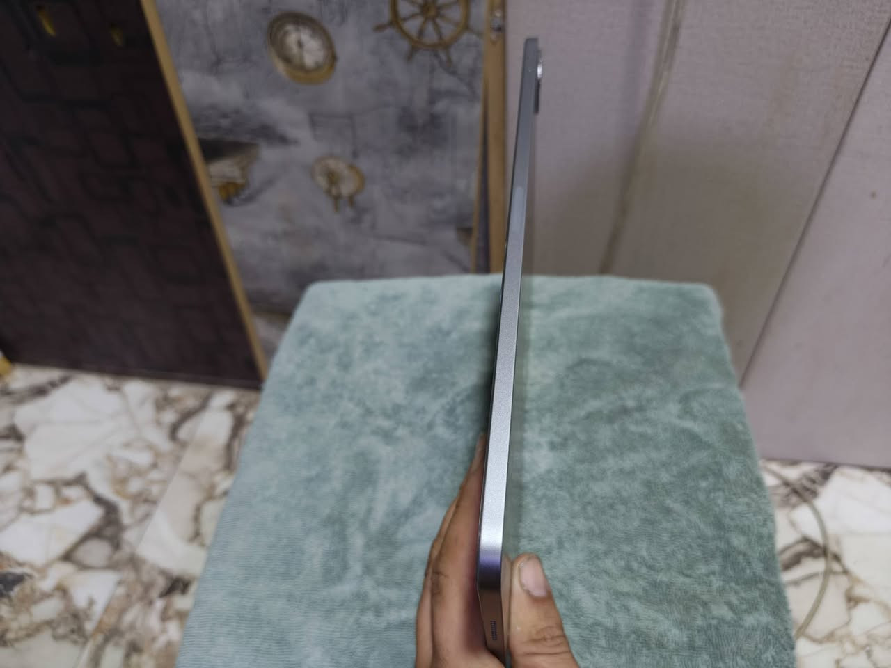 ايباد ١٢٫٩ • ٢٥٦ • نضافه ١٠٠%