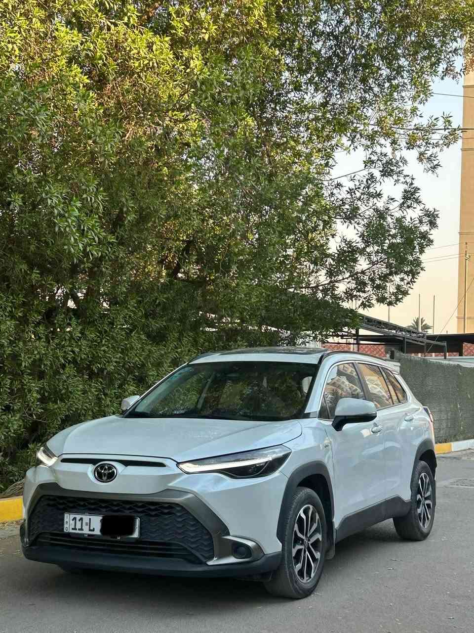 تويوتا كورلا HEV فورلاندر تجميع الصين مكفولة من الصبغ والبارد والتبديل موديل 2025 فول موصفات S بصمة سلايت محرك 2000 كامرة وشاشة  اصلية رادار توقف ذاتي 
5 ويل كروم اسود 
وحمالات سقف
كشنات جلد كهرباء 
وحساسات امامي خلفي 
هيه فول موصفات بعد بيه هواي موصفات 
عداد المسافة 29 الف كيلو 
المركبة بحالة جيدة
السبير غير مستخدم 
السعر 29.300 مليون رقم تلفون ***********
