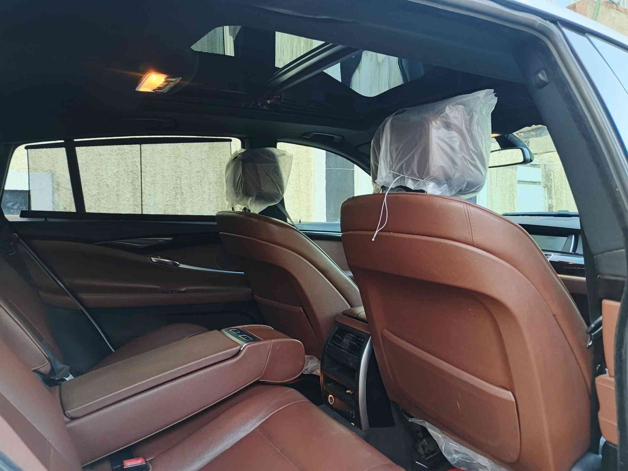 السلام عليكم BMW 535موديل 2012 خليجي فول مواصفات 1/1  أبواب شفط سيارة كلش حلووو أو تمشي بإنزين عادي مال جني اعتقد ما شفت هيج رزانه بنورامه السعر 190 ورقه الهاتف ***********

