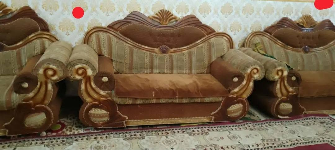 تخم ماكي نظيف العنوان الحله 
السعر 250 التواصل واتساب ***********
