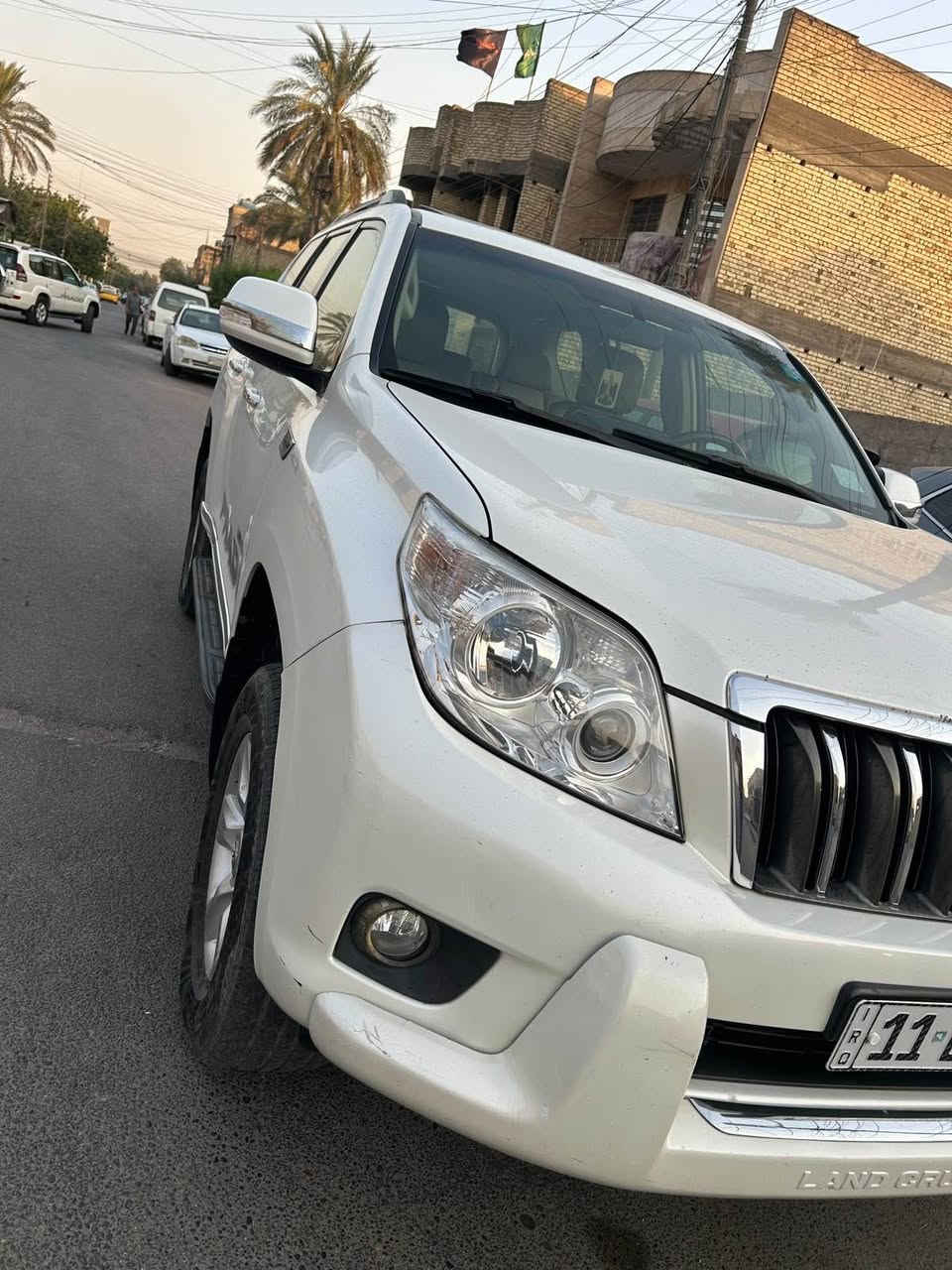 سلام عليكم برادو موديل 12 كفاله عامه من كلشي سياره قديمه عندي فول الفول شركه السياره كويتي اصل دبل تانكي ثلاجه تبريد 3 قطع مكينه 6 سلندر لون صدفي هواي موصفات بيها السعر المطلوب 260 بيها مجال بسيط مكان السياره بغداد ضباط رقم الهاتف *********** بغداد, العراق

