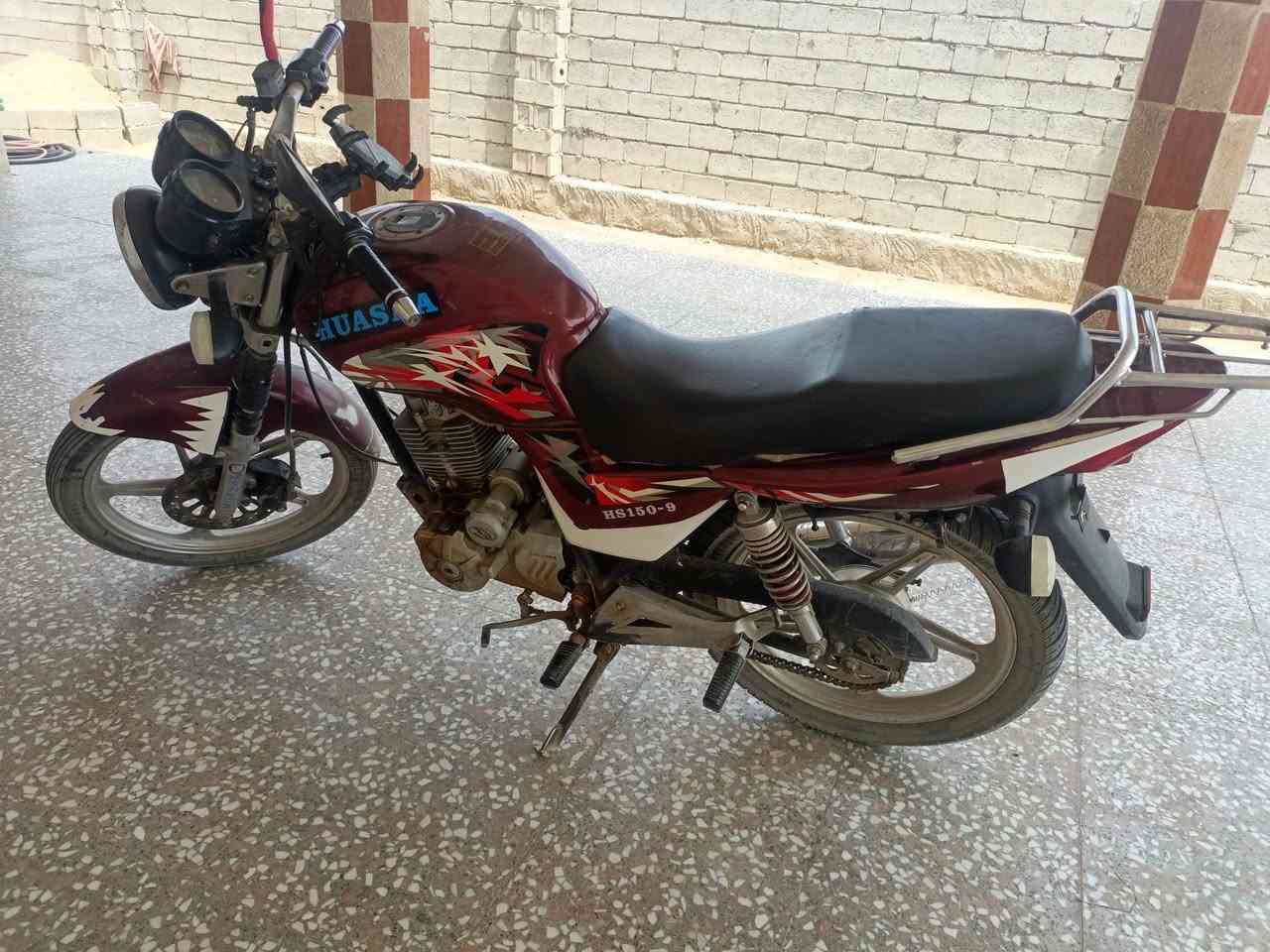 هيوش للبيع
موديل 17
بدون اوراق
ضرر بس واشر بل طبكه الجوه يعبر دهن 
المحافضه الانبار الرمادي 
السعر 600 وبيه مجال
الرقم ***********
