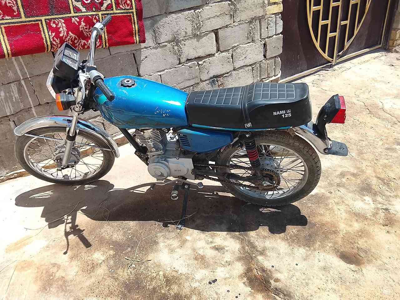 سلام عليكم دراجه لبيع نامه برؤ موديل ٢٠وراق مكان سدير سعر 400 بيه مجال رقم ***********
