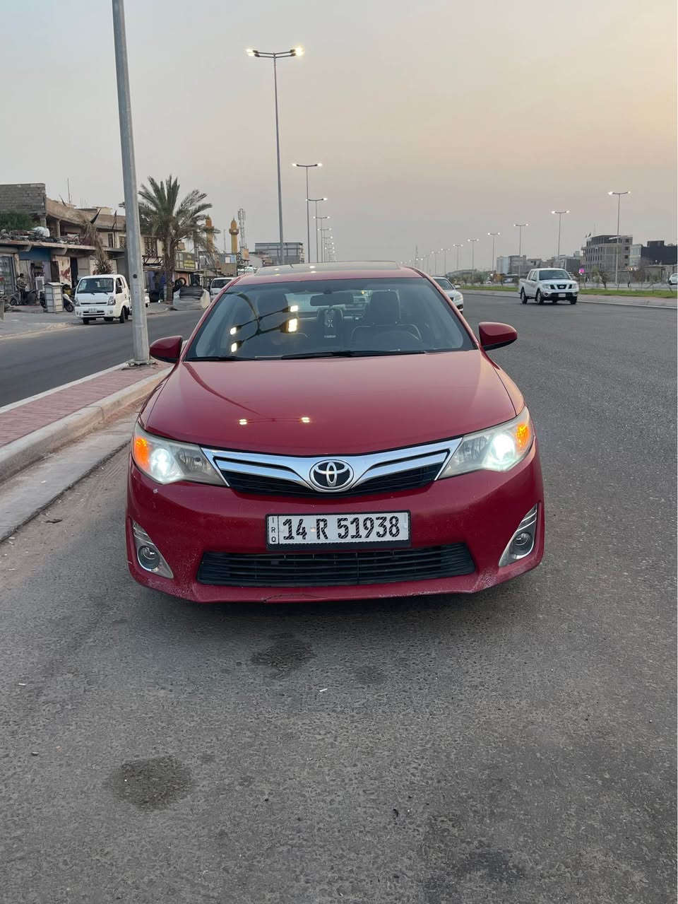 للبيع كامري ٢٠١٤رقم بصرة انكليزي بأسمي وارد امريكي جاملغ وبنيد فقط وبارد  خفيف الباقي كفاله لون احمر مواصفات SE فول فتحه جاهزه من كلشي ماشي ١٤٠ الف تخم تاير حداده مكينه وكير كفاله والسعر $١٢٢وبيها مجال وهذا رقمي *********** مكان البصره الطوبة والنخيلة البصرة, العراق
