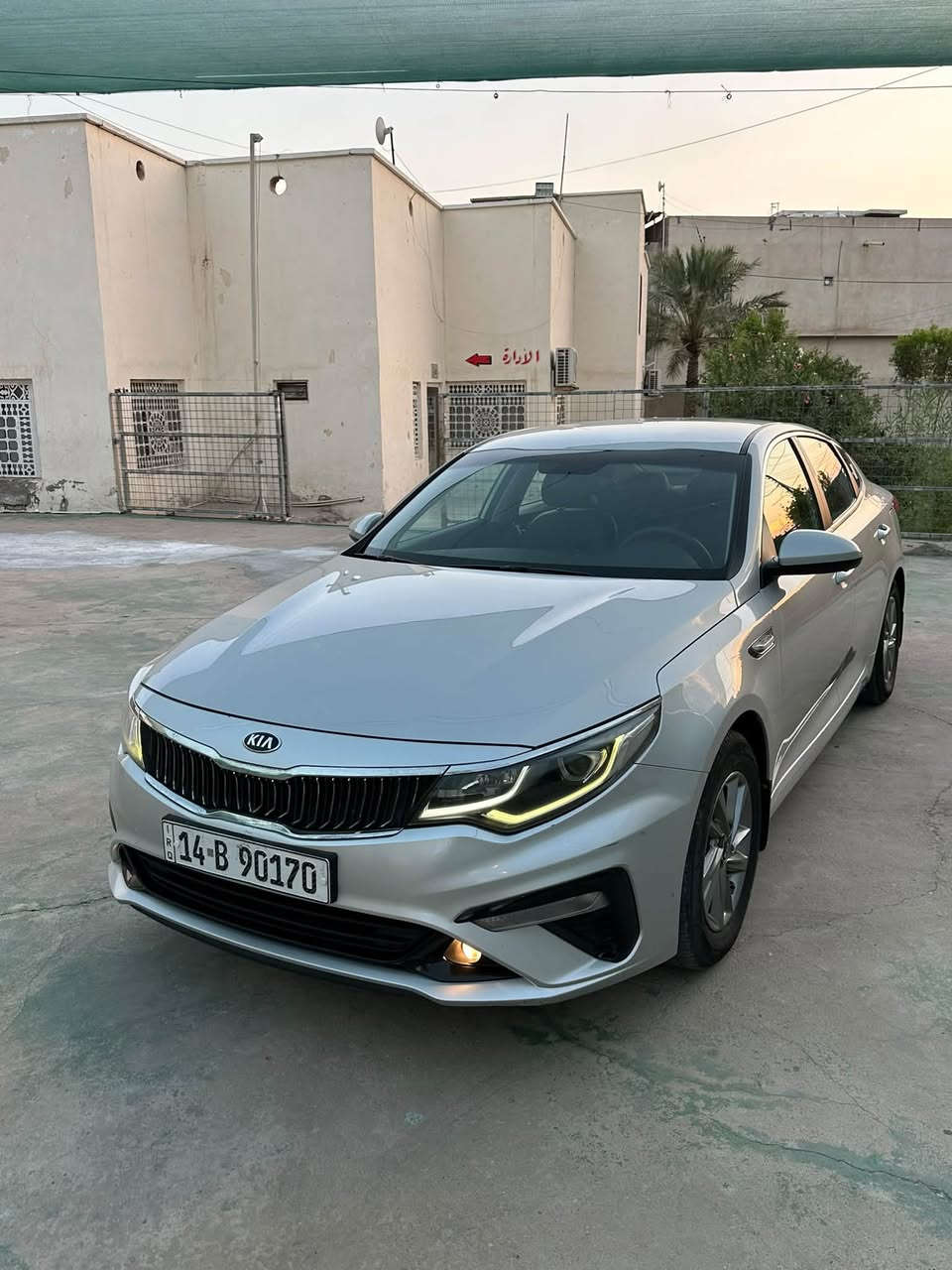 سلام عليكم 
موديل k5 2022 وارد كوري قطعه وحده بس رش الباقي كفاله السيارة جديده ما ناقصها اي شي جاهزة ماشيه 89الف 
السعر 173 وبيها مجال للشراي 
الرقم ***********
