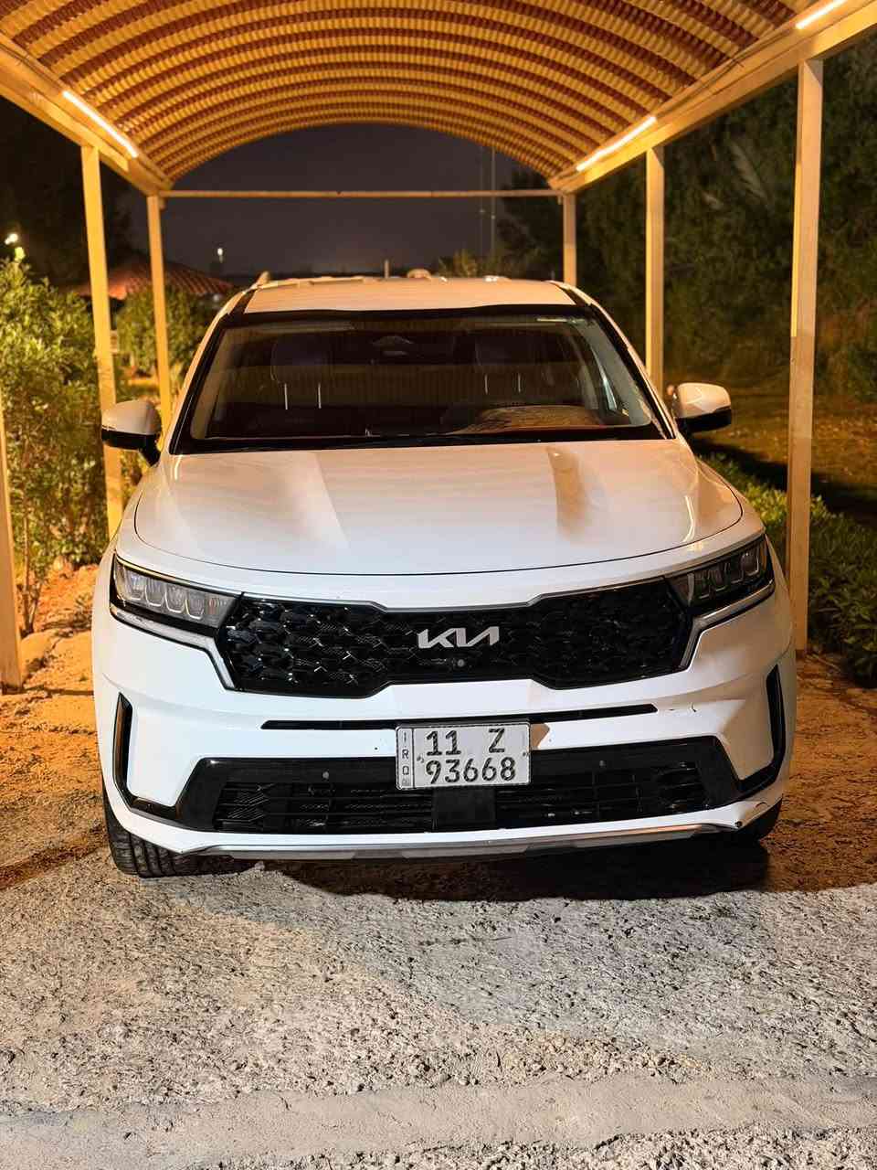 كيا سورينتو 2023. ابيض امريكي صور الحادث👇
نص فول🖤
🔹 محرك: 2.5 لتر
🔹 4 سلندر
🔹 أوتوماتيك
🔹 7 ركاب
🔹 وارد خليجي
🔹 بصمة وتشغيل زر
🔹 تشغيل عن بُعد
🔹 شاشة + Apple CarPlay / Android Auto
🔹 كامرة خلفية
🔹 حساسات أمامية وخلفية
🔹 مثبت سرعة
🔹 أنظمة قيادة متعددة
🔹 تكييف ثلاث مناطق
🔹 جنوط ألمنيوم
🔹 داخلية مرتبة ونظيفة
🔹 السيارة بحالة ممتازة وخالية من المشاكل
السعر 215$ وبيها مجال بسيط 
مكان السياره بغداد البلديات 
للاتصال: ***********
