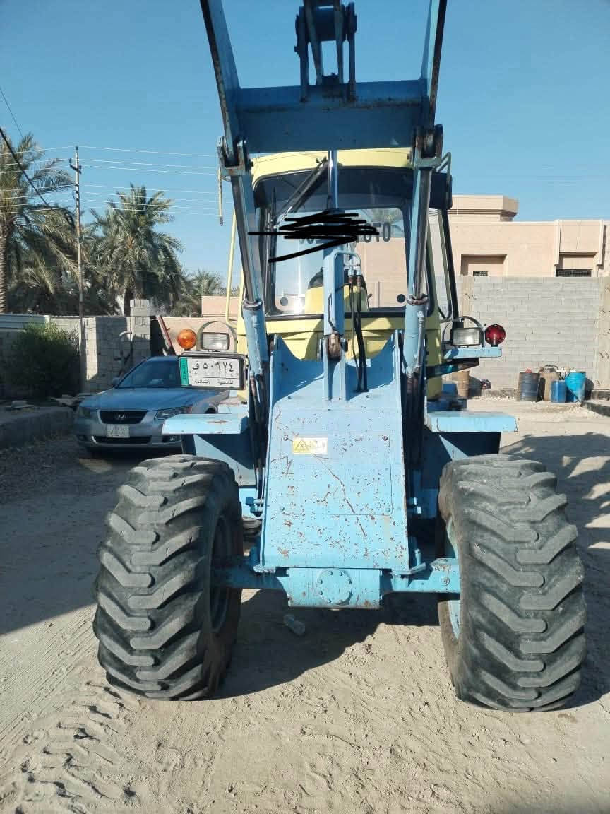 البيع موديل 2002 جاهز مكانه رمادي السعر 225 ورقه 
***********
