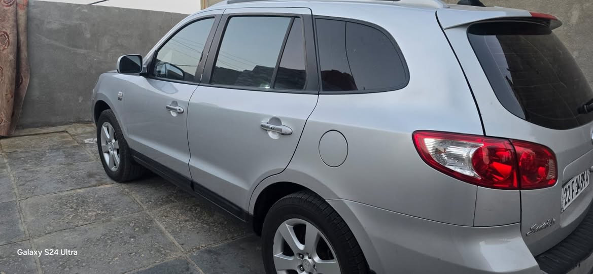 سنتافيا ادوات متومه طبق الاصل 
محرك كير حداديه تخم تاير تبريد ثلج 
مكانه بالشطره سعر ٤١ وبيه مجال 
واتساب ***********
