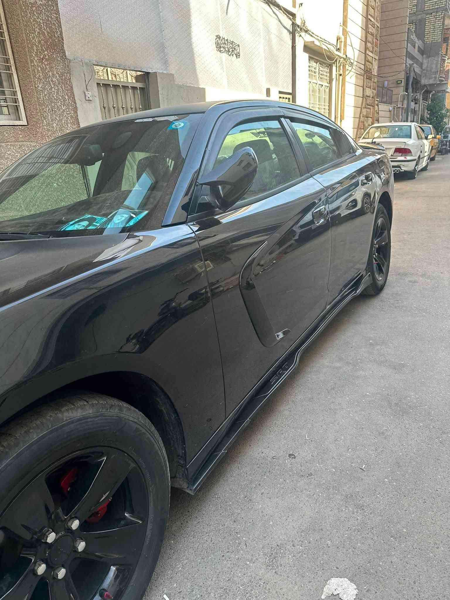 جارجر • ٢٠١٦ • للبيع