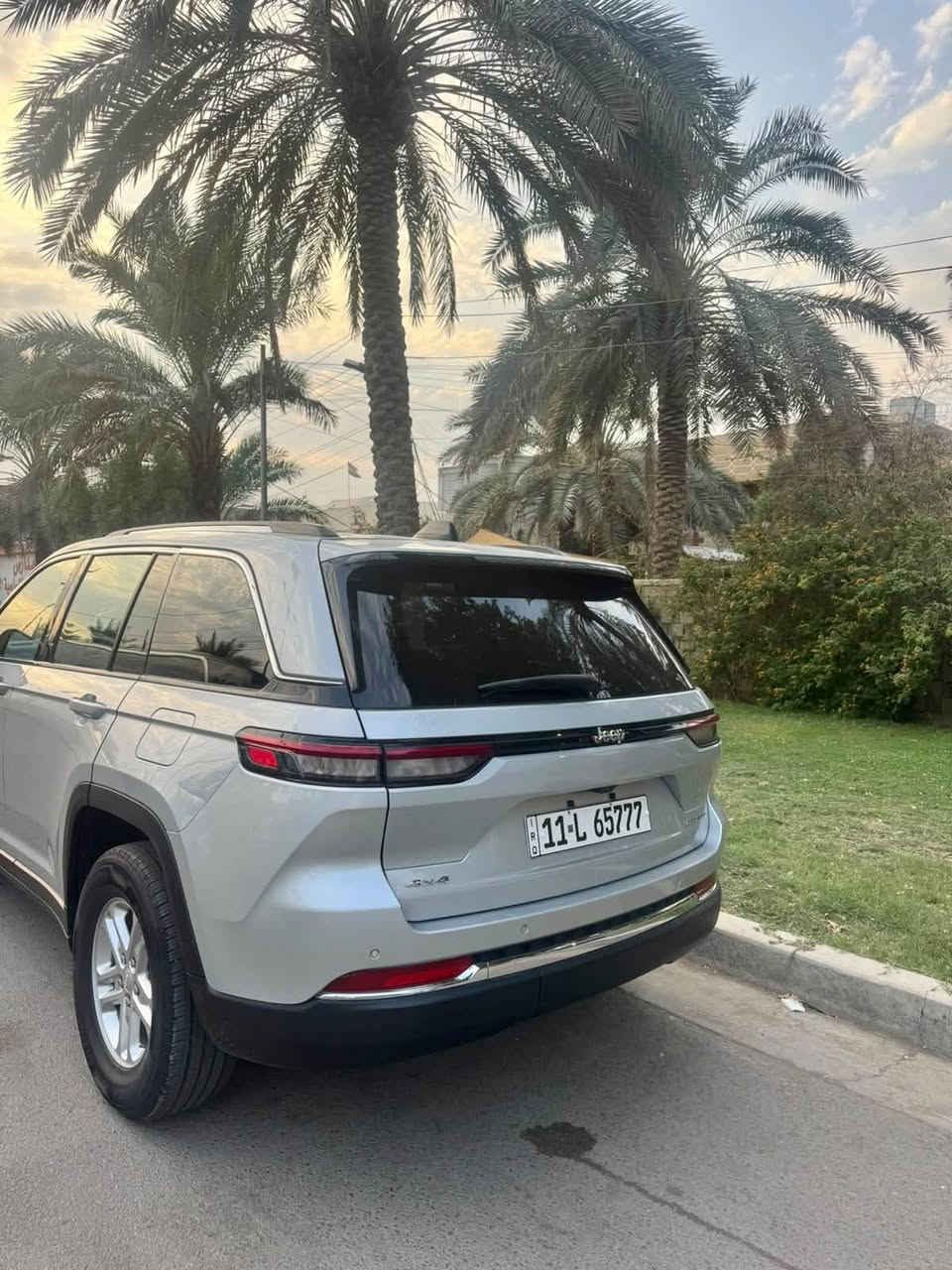 لاريدو ٢٠٢٣ • ماشيه ٥٥ الف ميل • بدون حادث