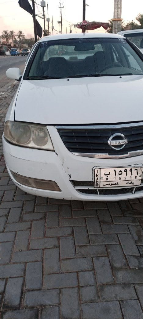 السلام عليكم سياره للبيع سني ٢٠٠٨ ما بيها صبغ بيها طخات بالدعاميات فقط مكينه كير تأيرات رقم بغداد ٧٤ وبيها مجال البياع
