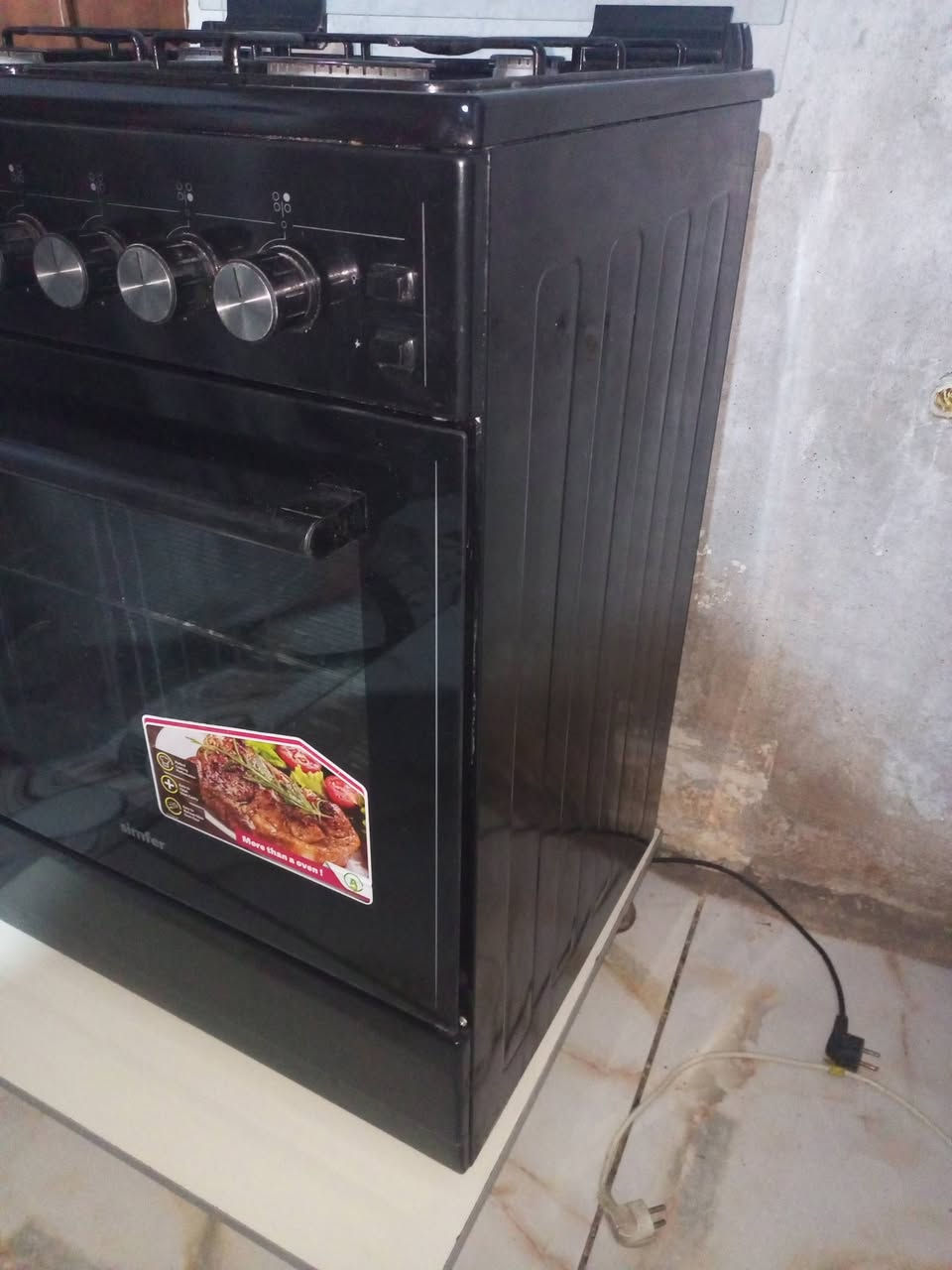 طباخ جديد اي عيب مابي   بعد جديد سعر 90الف ***********
