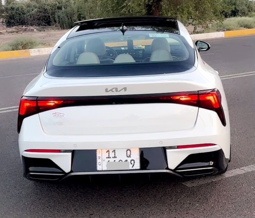 🚗 للبيع
كيا K5 موديل 2025 (خليجي)  

 

🌍 المدينة –  بغداد – العامريه

•   🛣️  المسافة المقطوعة   28 الف كيلو

للبيع او مراوس

   

 كفالة عامة

✔️ ممشى: 28,000 كم فقط

✔️ نظافة عالية جداً 

⚙️ المحرك:

✔️ 4 سلندر

✔️ سعة 2.5 لتر

✔️ أداء قوي + صرفية مناسبة

✔️ كير أوتوماتيك

✔️ سقف بانوراما

✔️ بصمة أبواب + تشغيل بصمة

✔️ مقاعد جلد كهرباء

✔️ شاشة كبيرة متصلة

✔️ كاميرا خلفية

✔️ حساسات أمامية وخلفية

✔️ لايت زينون + LED خلفي

✔️ هندبريك بصمة

 شاشة

✔️ Apple CarPlay + Android Auto

✔️ تحكم ستيرن متعدد الوظائف

✔️ مثبت سرعة

✔️ نظام Eco / Sport

✔️ مكيف أوتوماتيك

✔️ مرايا كهرباء مع طي

✔️ شحن USB

✔️ نظام ABS

✔️ مانع انزلاق

✔️ وسائد هوائية

✔️ نظام المحافظة على المسار

✔️ تحذير النقطة العمياء

بسعر مناسب كلش 

بسبب ضرف صحي طارئ 

للتفاصيل اكثر الاتصال

***********

***********
