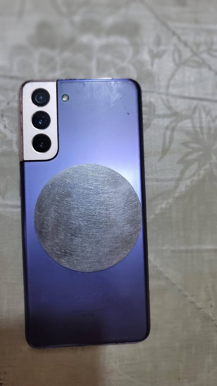 سامسونج اس 215g بيع او مراوس سعر 250 تفاصيل بل صور   وتساب ***********

نص مكتوب في الصور:
- 95 4G 8:27 حلمي عباس حول الهاتف الخاص ب الملك S21 إعادة تسمية اسم المنتج Galaxy S21 5G اسم الطراز SC-51B الرقم التسلسلي R5CR91ZYG3J SIM 1 رقم الهاتف +9647830634566 الشبكة zain IQ IMEI 359013771564721 معلومات الحالة معلومات قانونية معلومات تنظيمية
- موبايلات و تبلتات
- السعر 250,000 دينار
- العنوان بغداد كاظمیه
- فئة سامسونج اس 21 5g
- وقت النشر قبل 22 ساعات
- سامسونج اس 21 5g /ذاكره 256/بطاريه 4000/ شاشة/120/بوبجي/90فريم/سعر/250
- وين مكانك بالضبط للاستلام؟ وبغداد لو محافظة ثانية، وتقبل تسليم يد بيد لو شحن؟:
- بغداد كاظمیه
- الجهاز بيه أي خدوش, كسر, تبديل شاشة أو صيانة سابقة?:
- مداخل صيانة
- عرض رقم الهاتف