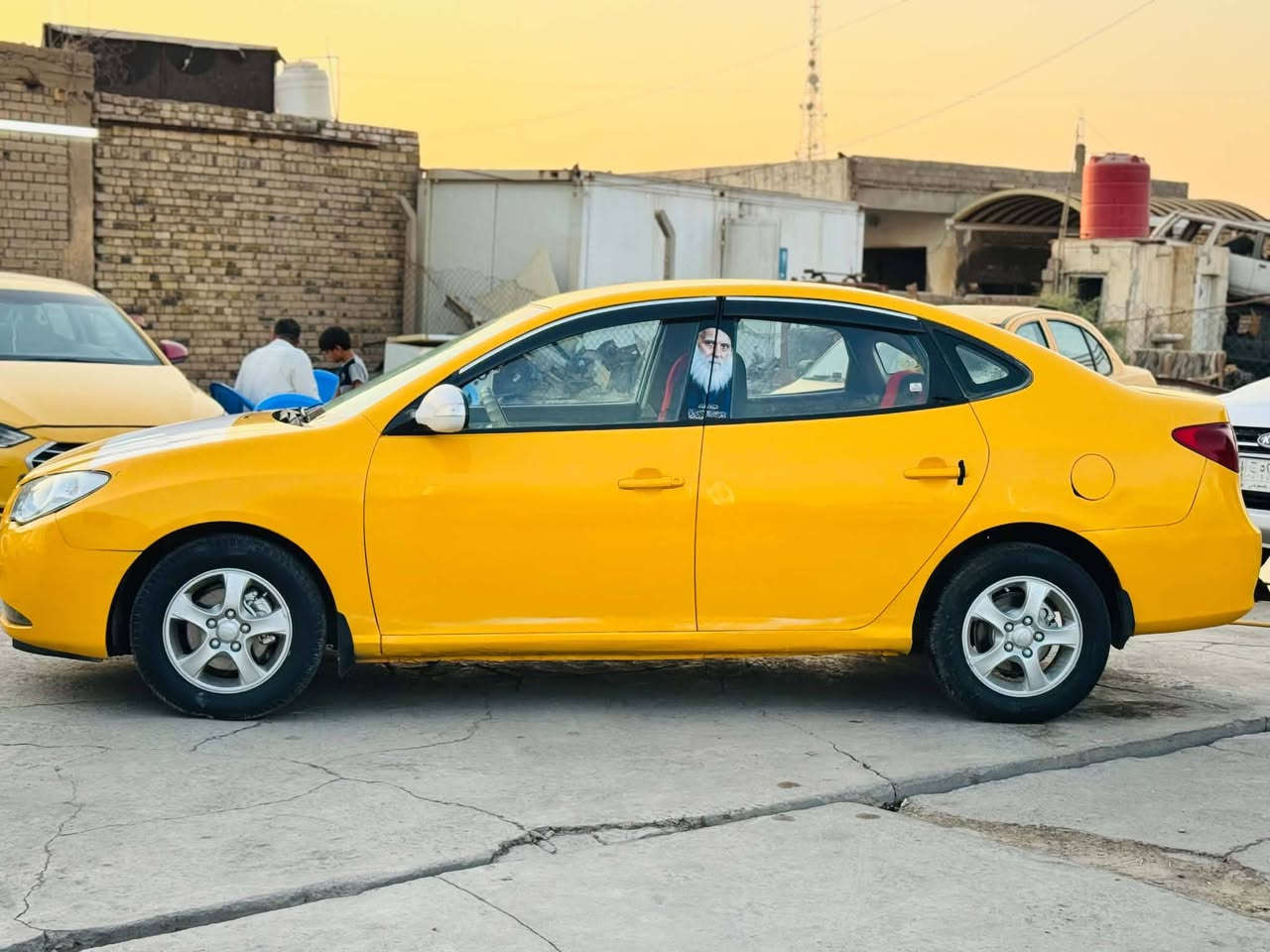 سلام عليكم لبيع النترا 2011خليجي كفالة عامه سياره جديدة مكينه وكير كفاله حجم ميكنه 1600دكش عالي سياره جديدة حداديه وتخم تأير وتبريد ثلج سياره مصفره هيه وغرامات بسمي سعر سياره 80بيه مجال مكان سياره عماره مركز شراي ينتصل *********** مكلف بل نشر
