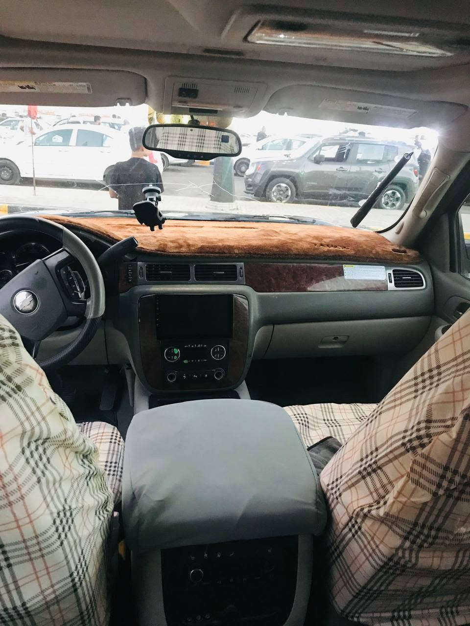 السلام عليكم تاهو 2007 LTZ مكفوله من ضربه وتبديل بيها صبغ حزام لجماليه  تبريد خير من الله تخم تاير كهربائيات مكينه جديده گير جديد سياره جاهزه باسمي 
*********** مكاني بصره غير متواجد ب الفيس

