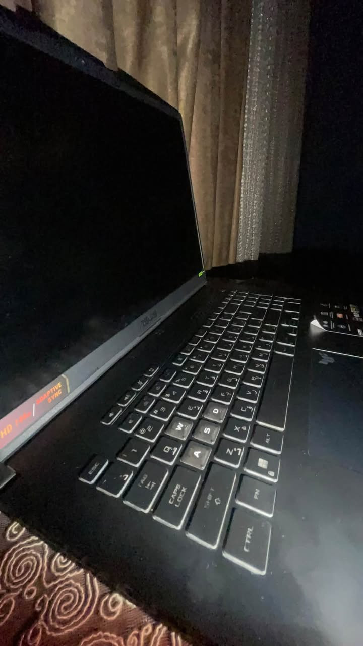 ASUS TUF Gaming F17 (مستعمل)
المواصفات: Intel Core i7 | RTX Graphics | بطارية 90Wh | كيبورد RGB

الحالة: مستعمل نظيف جداً
 السعر: [1.500.000] دينار

 الموقع: بغداد

 التواصل: [***********]
