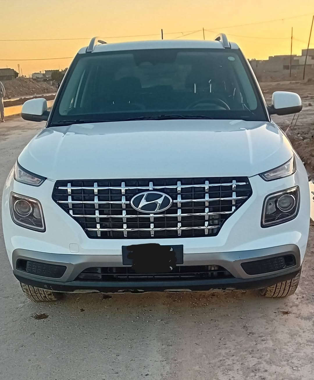 هونداي فينو موديل 2025 فول مواصفات ماشيه 20000 محرك 1600 دبل نوزل حادث بنيد مبدل بلادي سياره جاهزه بدون اي نقص هاتف *********** مكان بغداد الدوره السعر 142
