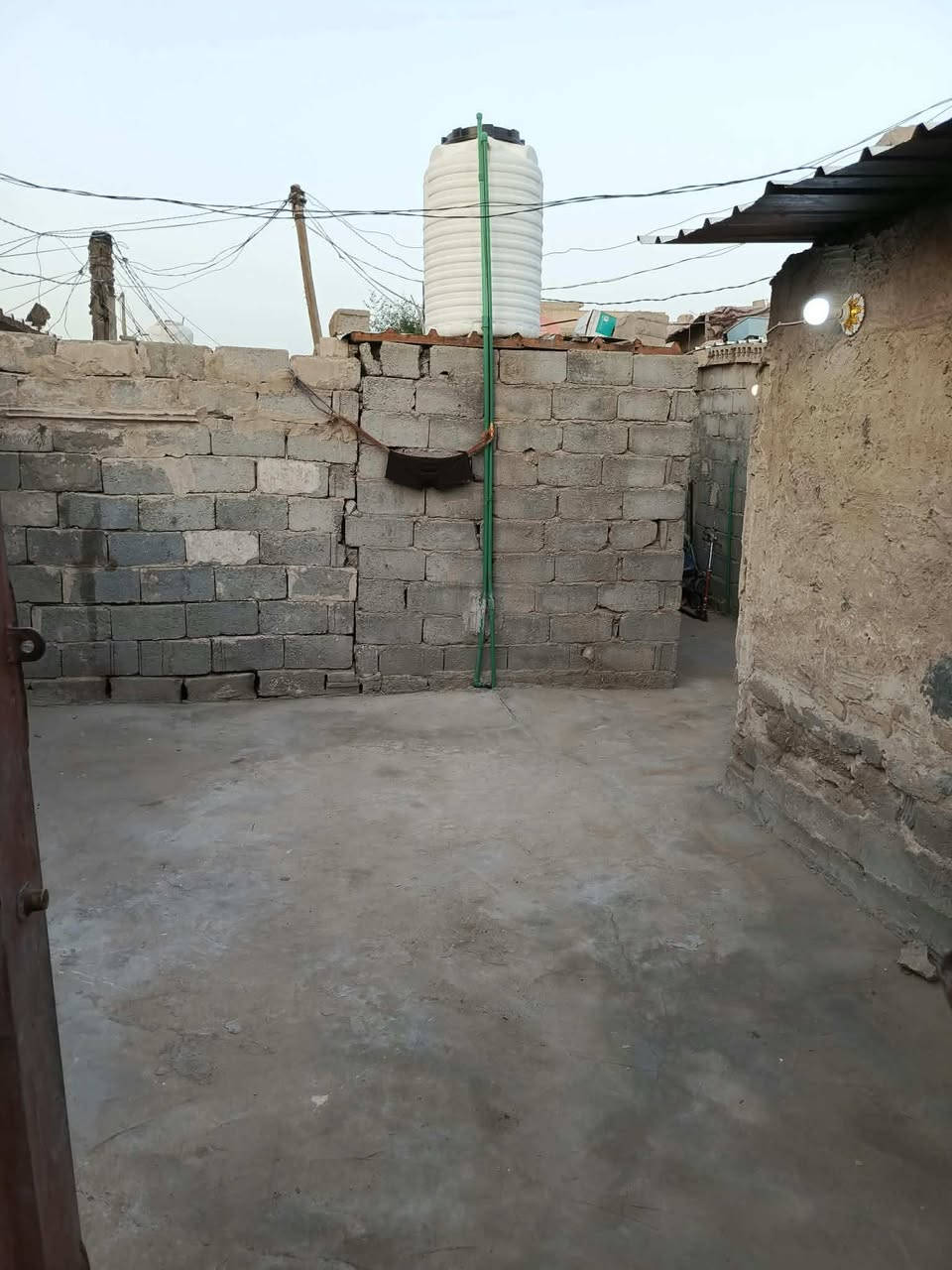 بيت • حي النصر • للبيع او للإيجار