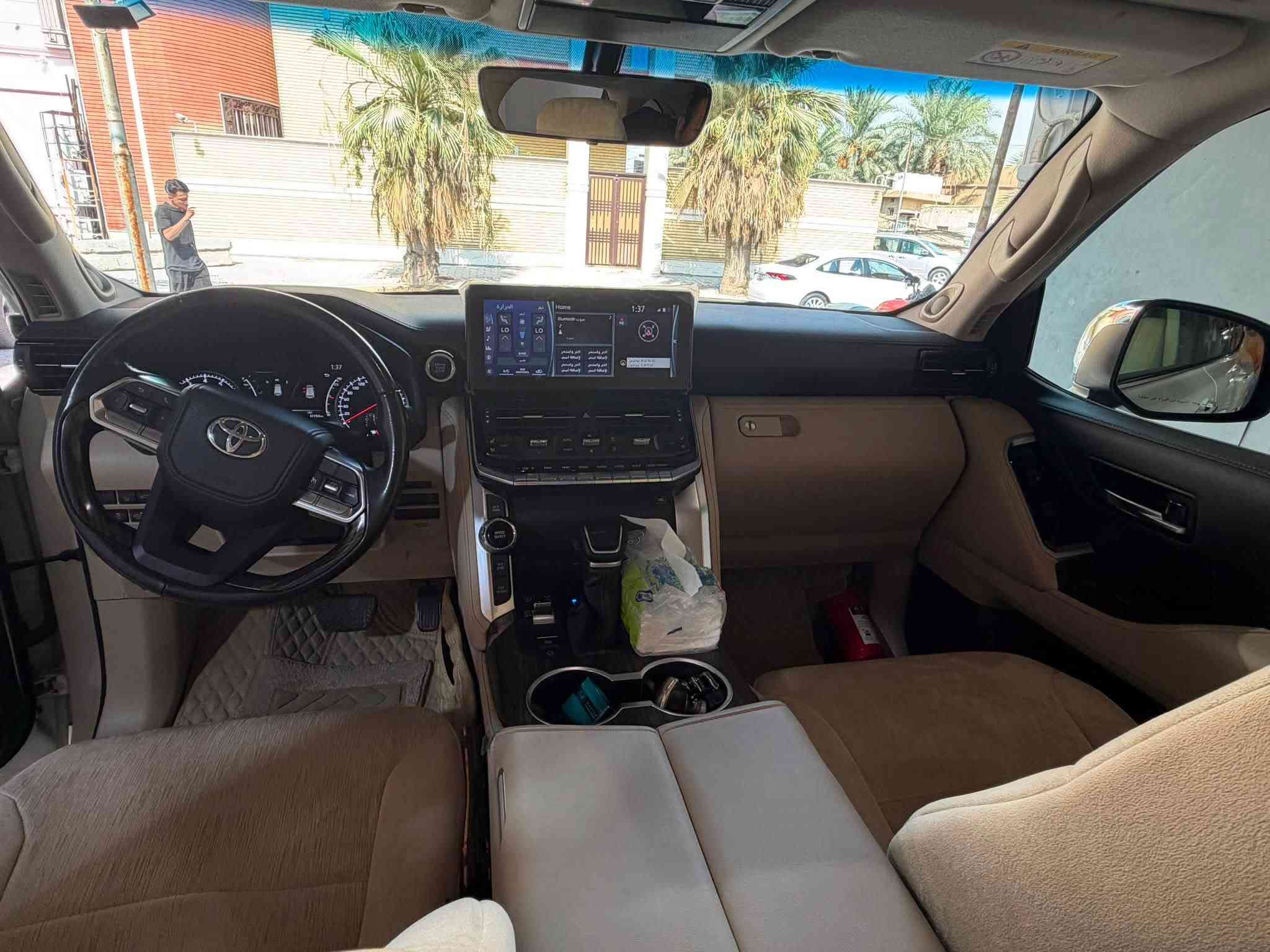 السلام عليكم 🌹

للبيع تويوتا لاندكروزر ساز VX Limited موديل 2024 🚙✨
مكفوله من لحادث ولطخه  

المواصفات:
• 4 كاميرات
• حساسات أمامية وخلفية
• كراسي أمامية وخلفية تدفئة وتبريد
• كراسي  كهربائية مخمل 
• مواصفات VX Limited

السيارة نظيفة جداً وبحالة ممتازة، جاهزة للفحص                              السعر  780 وبيها مجال بسيط 

مكان كربلاء
هاتف ***********
