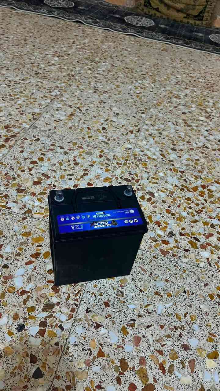 سلام عليكم باتري مستخدم بس 10 دقايق جديد ب باكيت الله شاهد مشتري 50 ورايده ب 35 قفل قفل.  رقمي ***********
