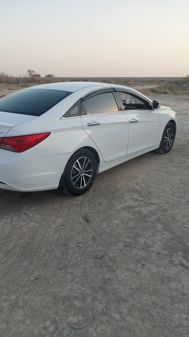 سوناتا خليجي 2013 رقم بغداد الجديد شاشه كامره خلفيه اماميه حساس خلفي امامي؟ مكاني ديوانيه عفك السعر ع الرقم ***********
