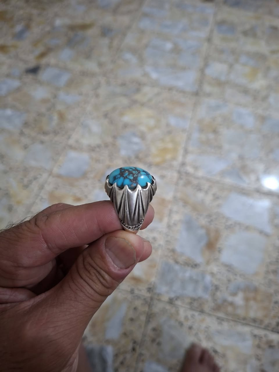 عارف مقاس ١٧ و نيشابوري مقاس ١٧ رقم الهاتف ***********
