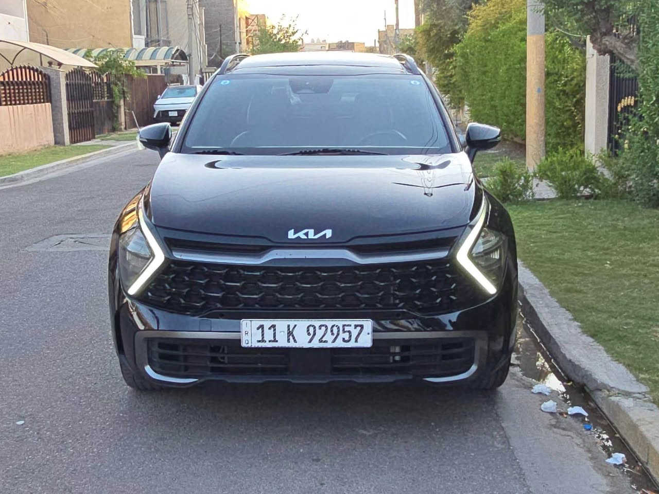 ‏2023 Kia Sportage X Line
 كيا سبورتج 2023

مكانها بغداد حي الجهاد
***********
 

لون اسود

مواصفاتها :

-بنوراما

-بصمة  

-شاشة كبيره على طول دشبول 

-رادارات / رادار امامي /رادار جانبي /رادار خلفي

-حساسات خلفي 

-كشنات تدفة‏  

-كشنات جلد .

-دفع رباعي  نضام جبلي وثلجي وترابي

-نزول منحدرات                                                    

-كشنات كهرباء

-تبريد قطعتين 

-ويل كروم 

-بلوتوث USB ابل كار بلاي والاندروير . 

-حاجب ليد

-نقطه عمياء

-مراة تعتيم

-اشاراة بالمراياة الجانبيه                                     

-فول تحكم ستيرن                                                                                     

-اوتو بريك                                                        

-سايد بريك بصمة                                                       

-شحن اللاسلكي                                                            

-‏داخل اسود جلد 

-نضام قياده أيكو + سبورت + نورمل

-مثبت سرعه

-تحديد مسار والقياده الاليه 

-لايت بلادي Led +  زينون ‏دبل زينون اصلى . 

-رادار الخطوط البيضاء 

-لايتات اربع عدسات + ليد 

‏-شاشة إلكترونية

-تشغيل عن بعد 

‏AUTO HOLD-38

‏39-Auto start

-منفذ شحن في المقاعد الأمامية

-تبريد منفصل السائق عن الراكب مع دكتات تبريد خلفية. 

- جنطة كهرباء 

فول 

وبعد كومه مواصفات

ماشية 70 الف كيلو 

السعر:182 وبيه مجال  

حادث جاملغ امامي فقط والسونار مرفق بغداد, العراق
