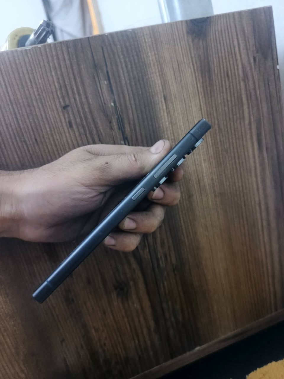 S24ULTRA 256
شرق اوسط الضهر بي فطر بسيط وبدلته 
ممصلح جهاز نضيف جدا شرق اوسط
السعر 600 الف بغداد
وتساب *********** احمد
